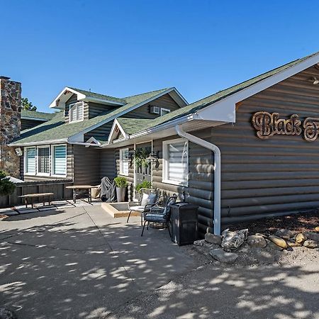 Black Forest Inn Bed & Breakfast Rapid City Extérieur photo