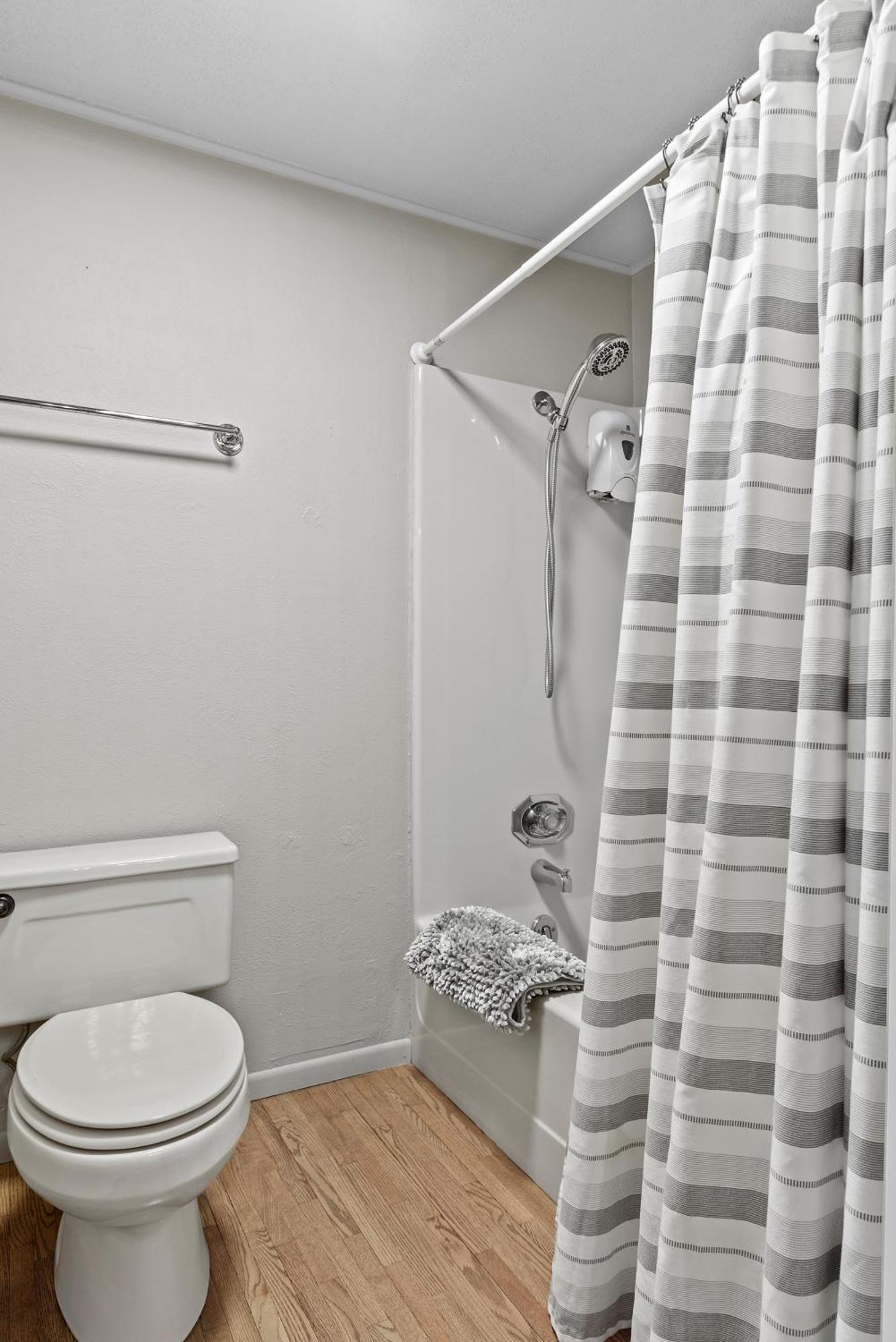 Black Forest Inn Bed & Breakfast Rapid City Extérieur photo