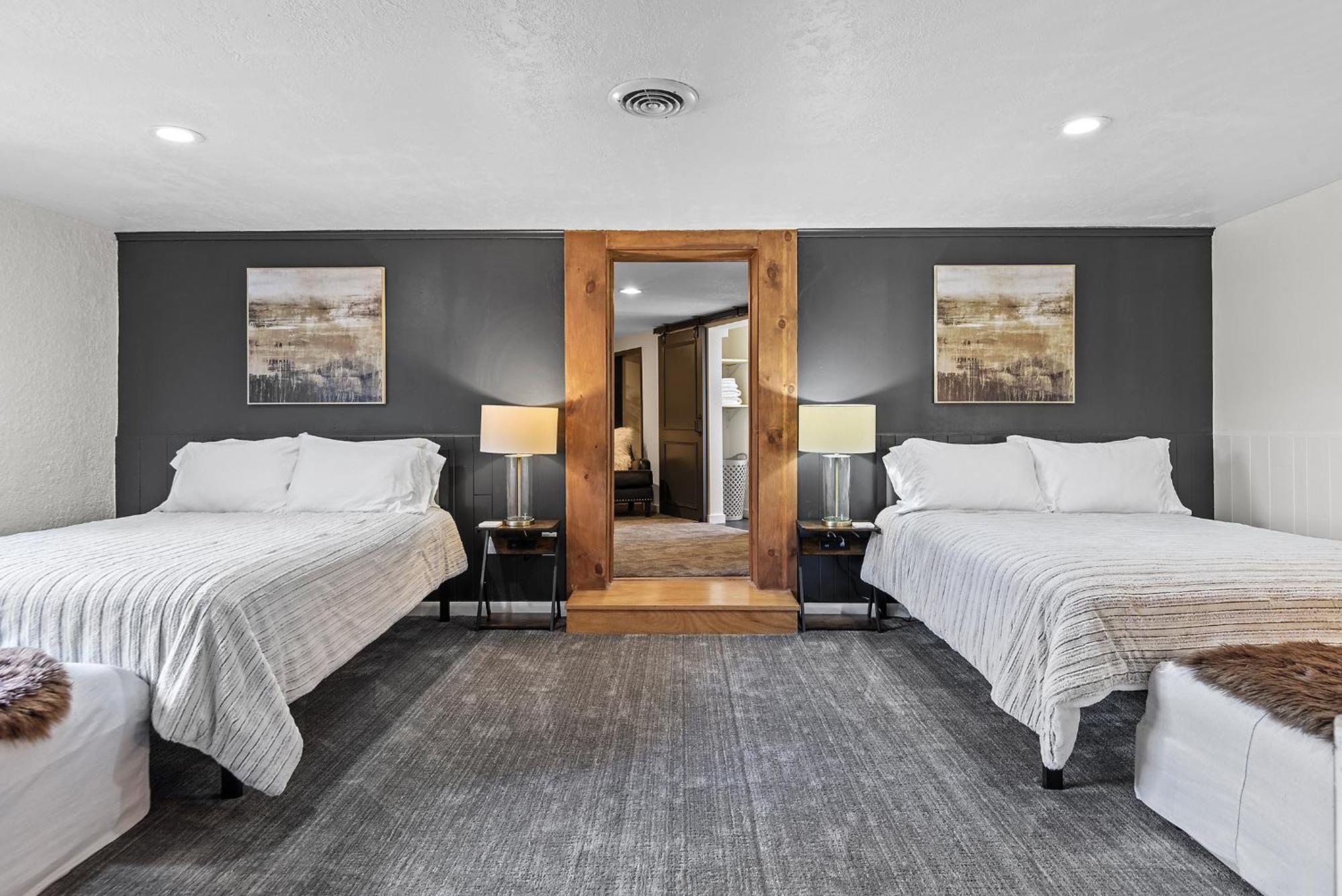 Black Forest Inn Bed & Breakfast Rapid City Extérieur photo