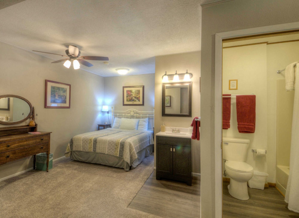 Black Forest Inn Bed & Breakfast Rapid City Extérieur photo